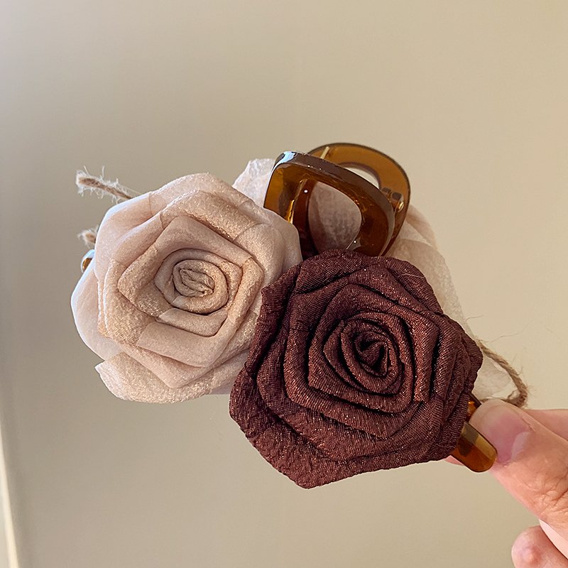 Double sided rose hair clip for women 2024 new model, with a high-end shark clip on the back of the head, a hair accessory, and a hair accessory