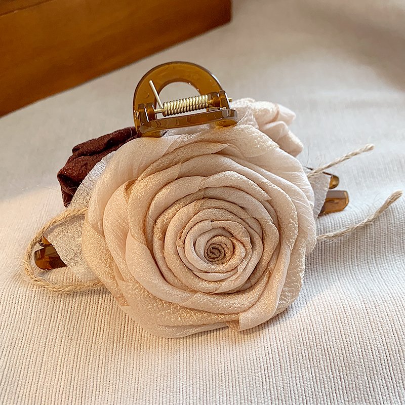 Double sided rose hair clip for women 2024 new model, with a high-end shark clip on the back of the head, a hair accessory, and a hair accessory