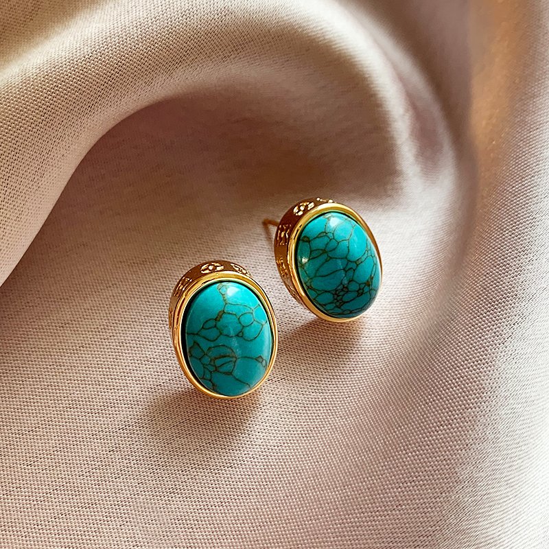 Exquisite earrings for women in 2024, popular new style, light luxury, high-end, elegant, sophisticated earrings, exquisite earrings