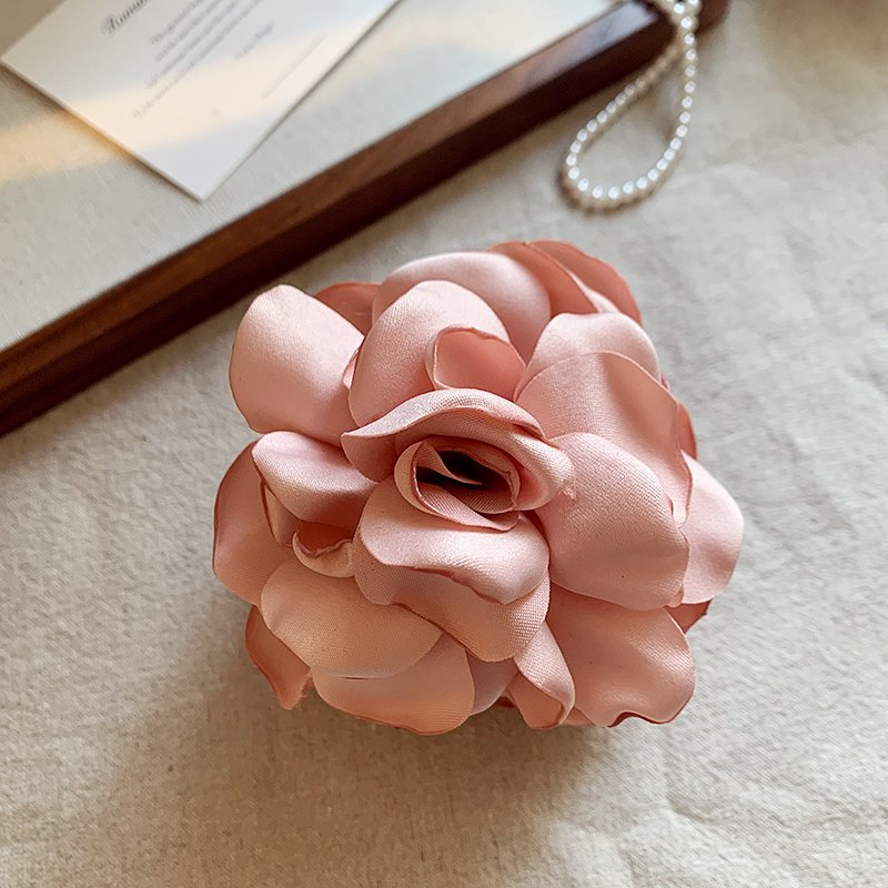 Flower fabric grab clip women's light luxury high-end hair clip, back of the head disc hair artifact 2024 new shark clip headwear