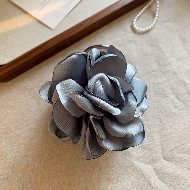 Flower fabric grab clip women's light luxury high-end hair clip, back of the head disc hair artifact 2024 new shark clip headwear