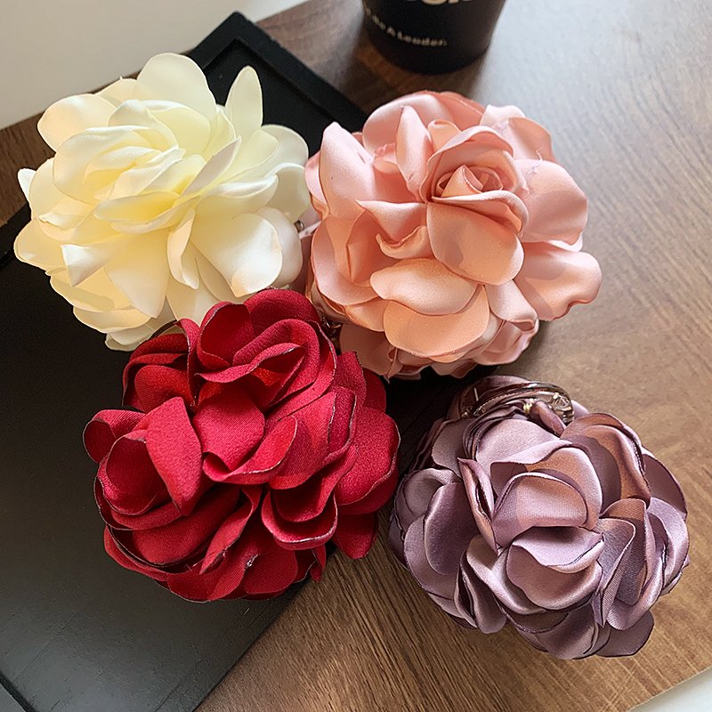 Flower fabric grab clip women's light luxury high-end hair clip, back of the head disc hair artifact 2024 new shark clip headwear