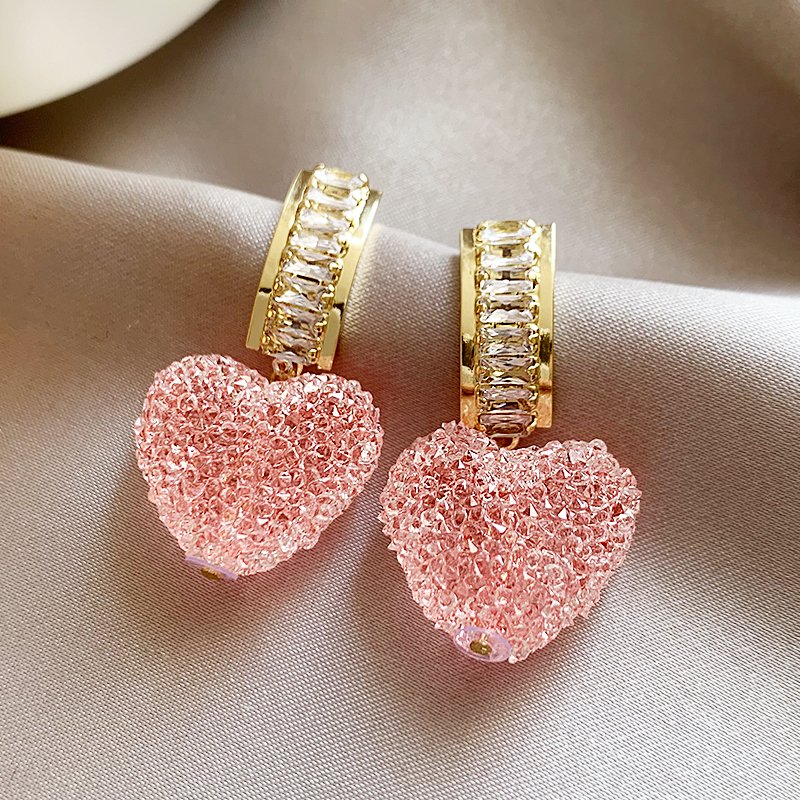 Full of love, pink peach heart earrings for women 2024 new popular high-end earrings, light luxury, niche unique earrings