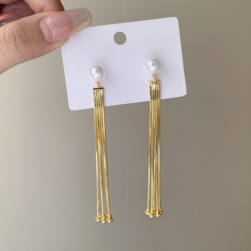 Gold long tassel pearl earrings, women's light luxury high-end earrings, niche and unique earrings, 2024 new popular item