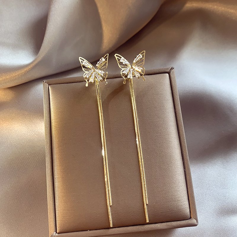 Golden butterfly earrings for women with a high-end feel, light luxury, long tassel earrings, 2024 new popular style, temperament earrings, earrings