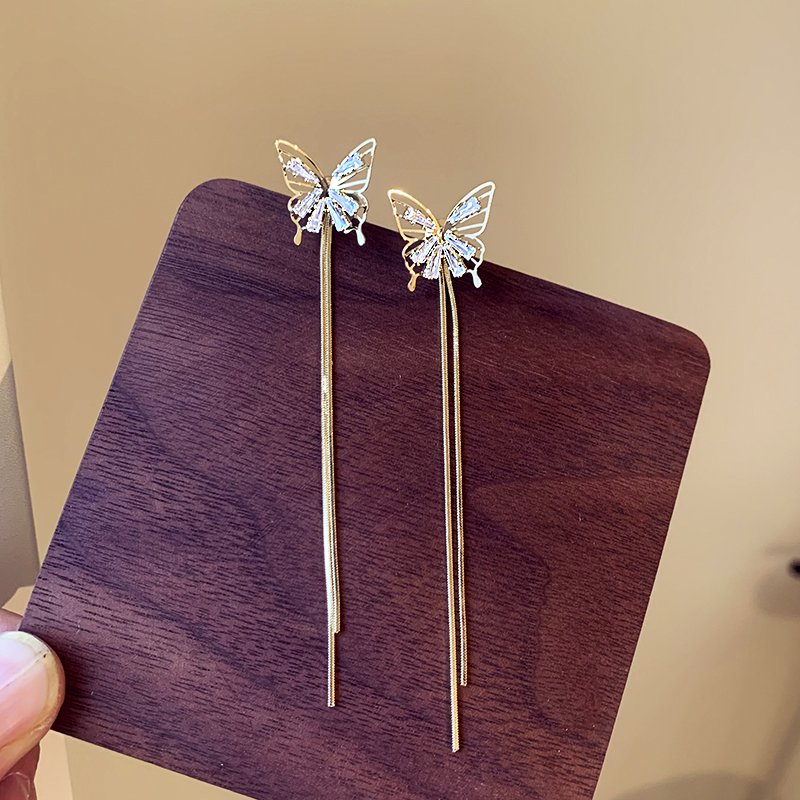 Golden butterfly earrings for women with a high-end feel, light luxury, long tassel earrings, 2024 new popular style, temperament earrings, earrings