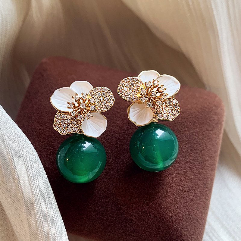 Exquisite Green Floral Earrings: 2025 Summer's Must-Have High-End Statement Accessories for Women