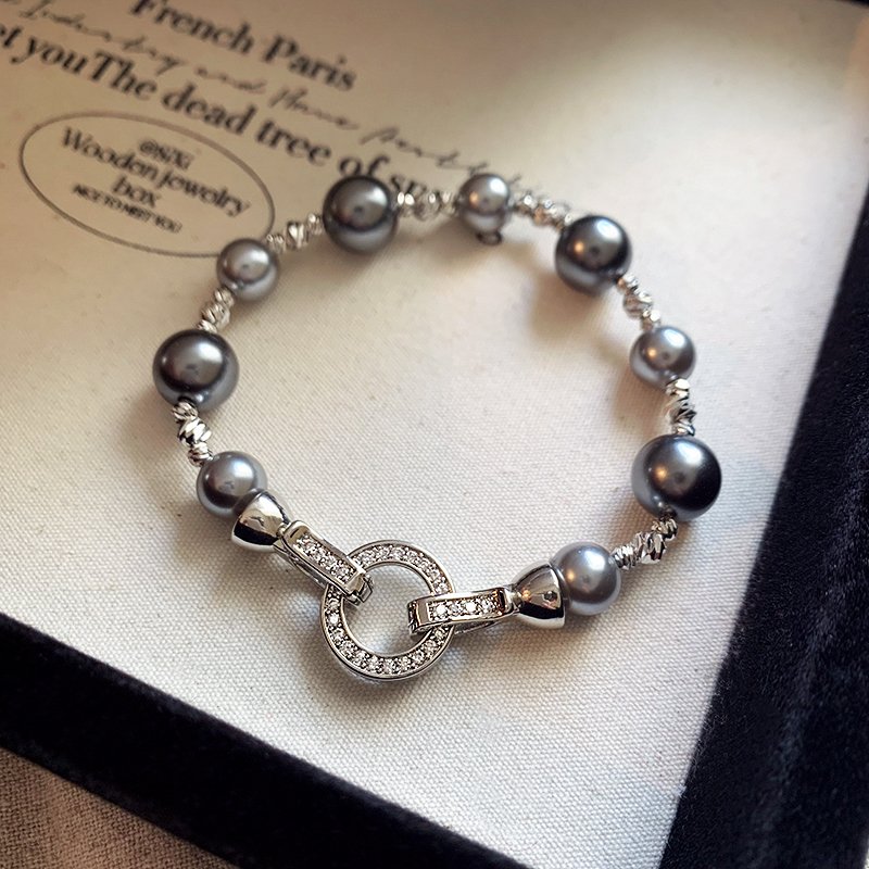 Grey pearl bracelet for women, 2024 new item, light luxury, high-end feeling, bead bracelet, exquisite and niche bracelet, bracelet, and accessory