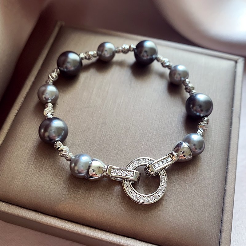 Grey pearl bracelet for women, 2024 new item, light luxury, high-end feeling, bead bracelet, exquisite and niche bracelet, bracelet, and accessory