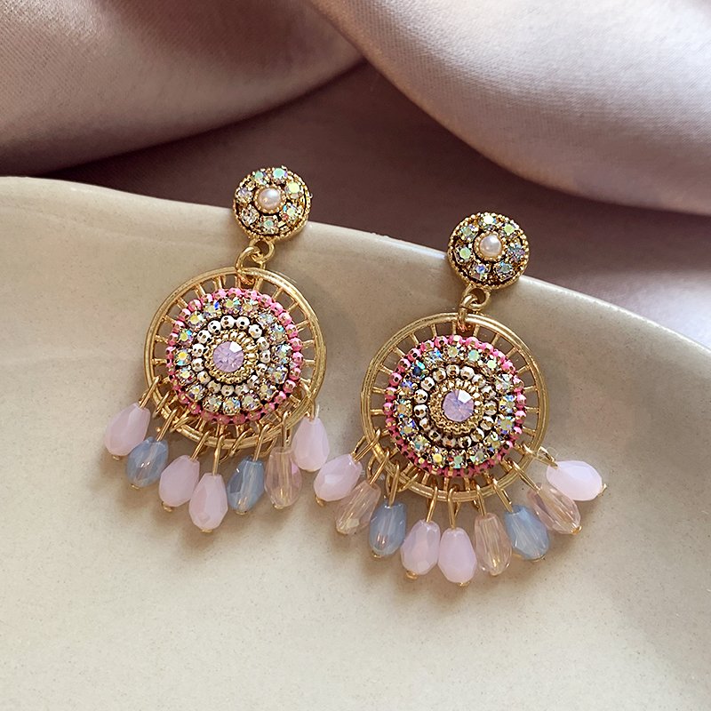 Handmade crystal earrings for women in 2024, popular new style, light luxury, high-end, elegant, vintage earrings