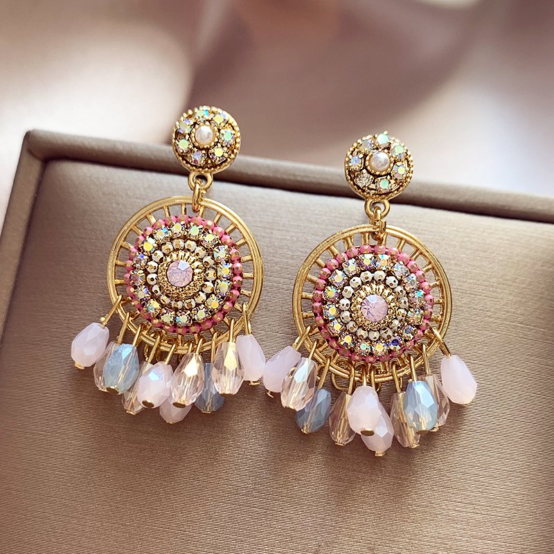 Handmade crystal earrings for women in 2024, popular new style, light luxury, high-end, elegant, vintage earrings