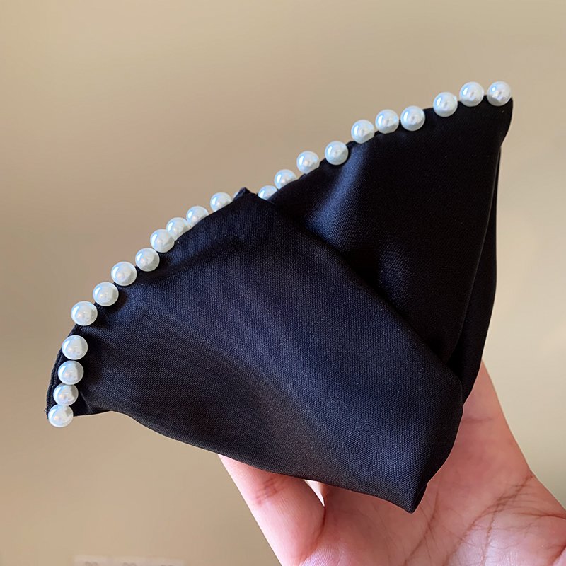 Hepburn style pearl clip hair clip, women's back of the head 2024 new clip hair accessory, high-end shark clip accessory