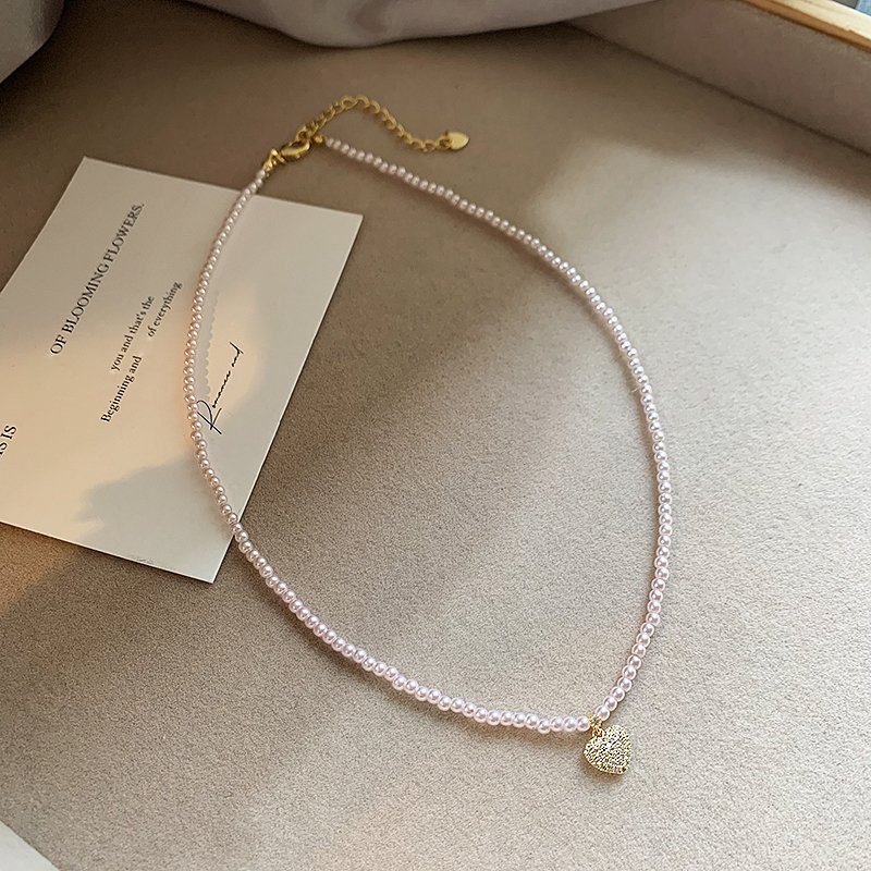 Love pearl necklace for women 2024 new popular item, high-end feeling, collarbone chain, light luxury, niche necklace, neck accessories