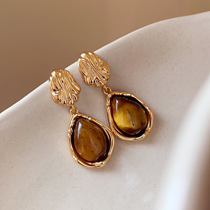 Melad Tiger Eye Stone Retro Earrings for Women, Light Luxury and High Grade Earrings 2024 New Popular Design Ear Accessories