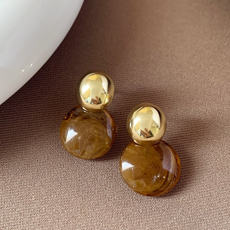 Melad halo dyed round earrings for women, with a light luxury and high-end temperament, 2024 new popular earrings