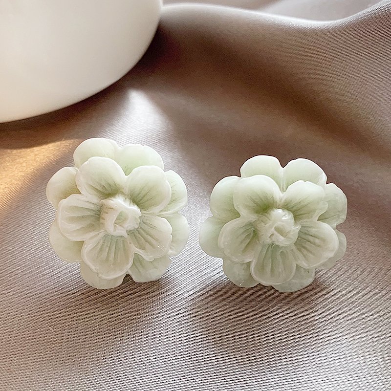 Mint Manbo Green Flower Earrings, Women's Light Luxury High End Earrings, 2024 New Popular Small Summer Earrings