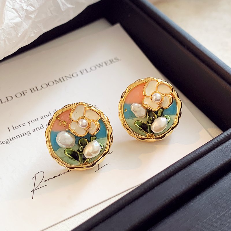 Monet Garden Baroque Pearl Earrings for Women 2024 New Popular Style Light Luxury High End Earrings Exquisite Ear Accessories