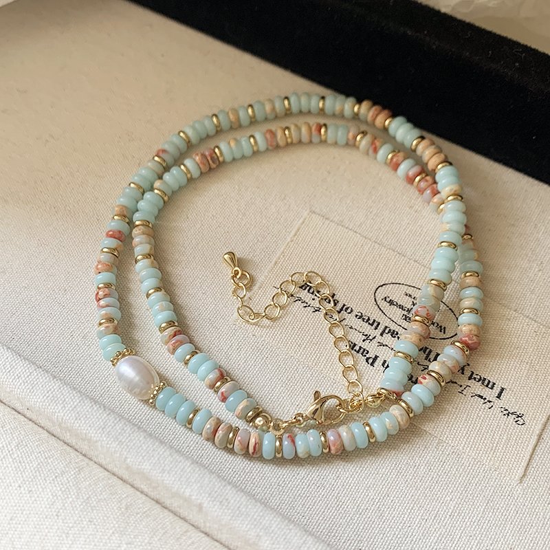 Natural stone bead necklace for women, light luxury, high-end feeling, collarbone chain, 2024 new popular item, niche unique necklace accessory