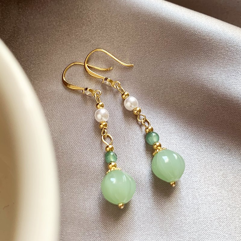 New Chinese Hotan Jade Pearl Earrings Women's Luxury Premium Earrings 2024 New Popular Unique Earrings