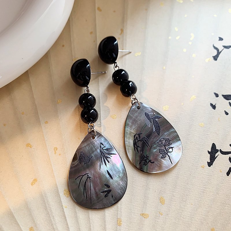 New Chinese style earrings, women's Chinese style earrings, light luxury, high-end temperament, earrings, 2024 new explosive unique earrings