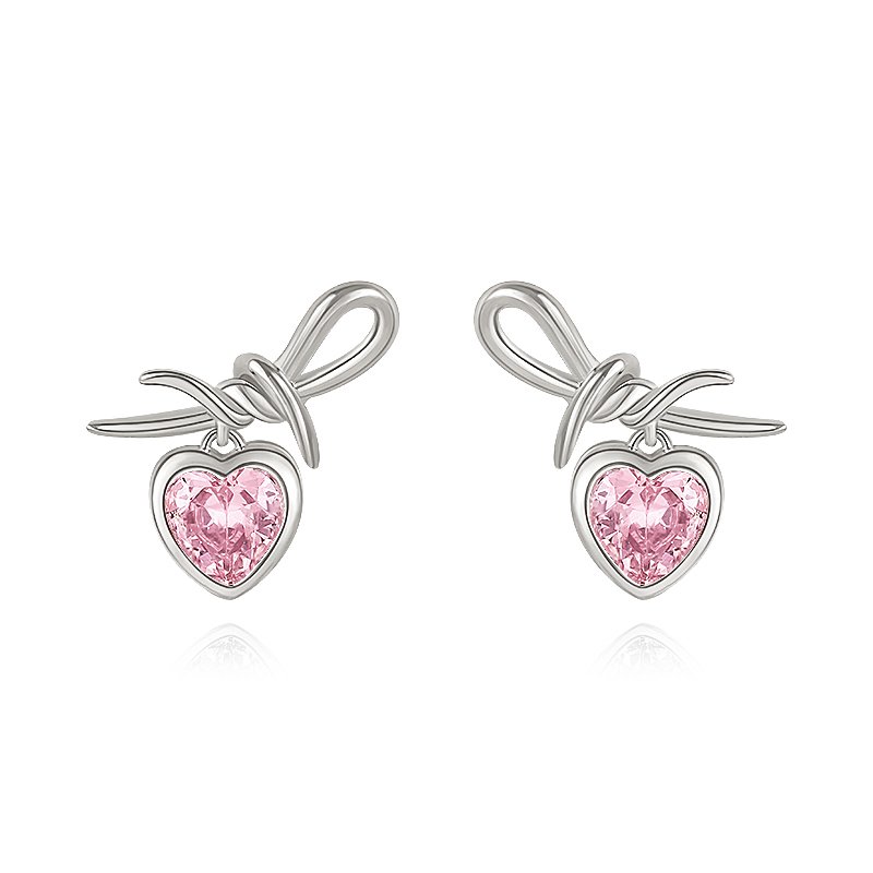 Original Sweetheart Earnail Female 2024 New Explosive Light Luxury High End Earring Charm Atmospheric Love Ear Jewelry