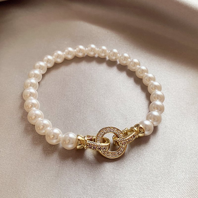 Pearl bracelet for women, light luxury and high-end, 2024 new popular item, niche exquisite bead jewelry for girlfriends