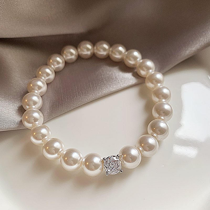 Pearl bracelet for women, light luxury, niche exquisite bracelet, high-end feeling bead, 2024 new popular high beauty jewelry