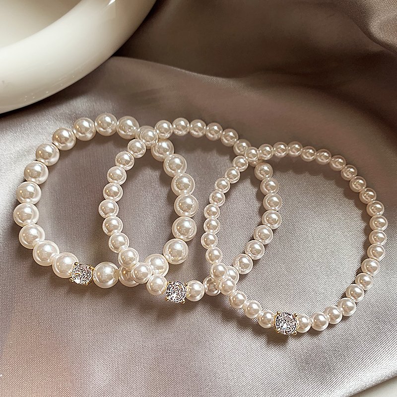 Pearl bracelet for women, light luxury, niche exquisite bracelet, high-end feeling bead, 2024 new popular high beauty jewelry