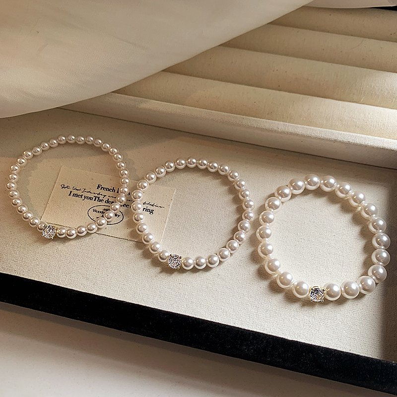 Pearl bracelet for women, light luxury, niche exquisite bracelet, high-end feeling bead, 2024 new popular high beauty jewelry