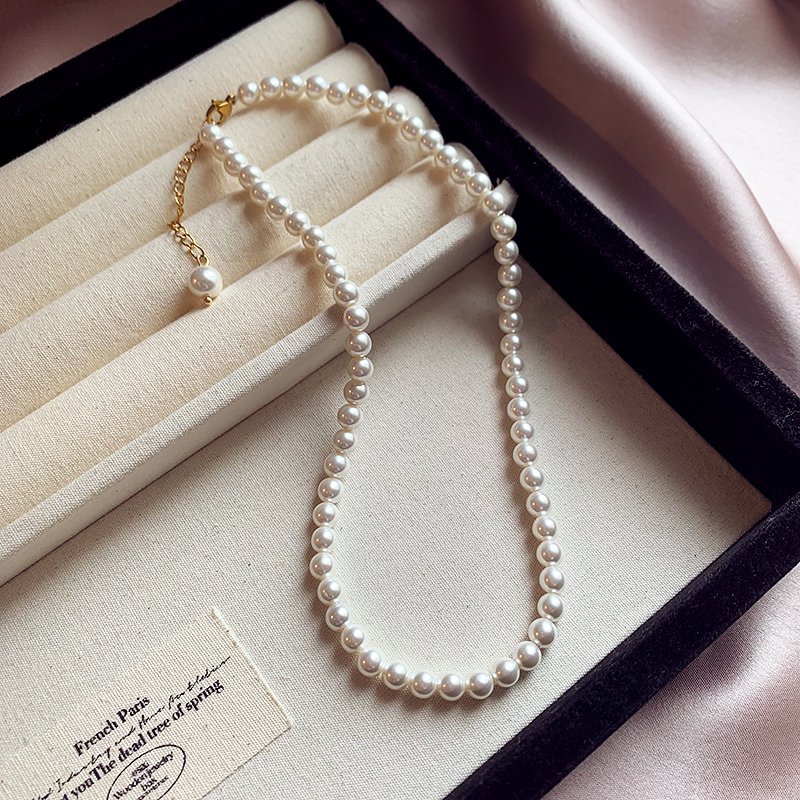 Pearl necklace for women 2024 new hot item, high-end feel, necklace, light luxury, niche collarbone chain, bead neck accessory