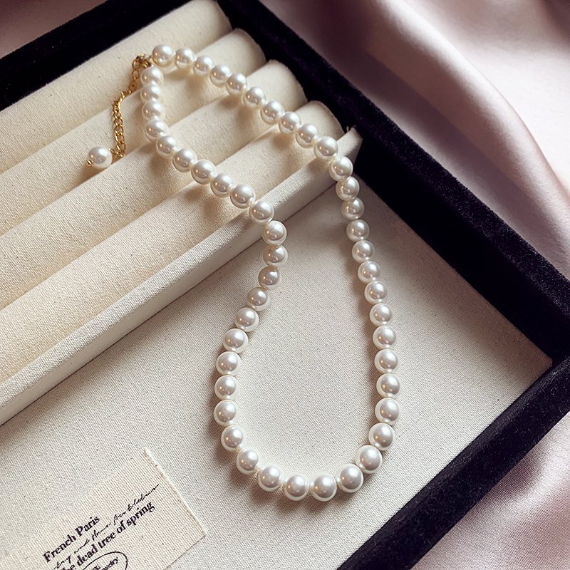 Pearl necklace for women 2024 new hot item, high-end feel, necklace, light luxury, niche collarbone chain, bead neck accessory