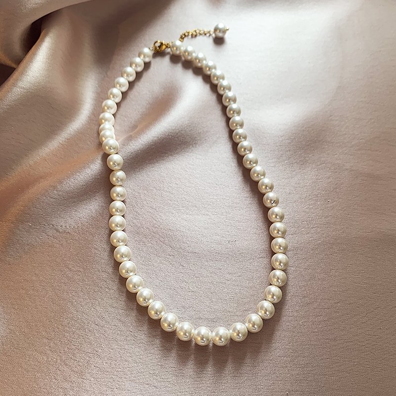 Pearl necklace for women 2024 new hot item, high-end feel, necklace, light luxury, niche collarbone chain, bead neck accessory