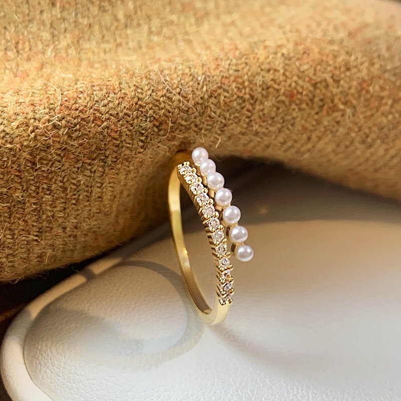 Pearl ring women's light luxury high-end personalized ring 2024 new niche design unique opening ring