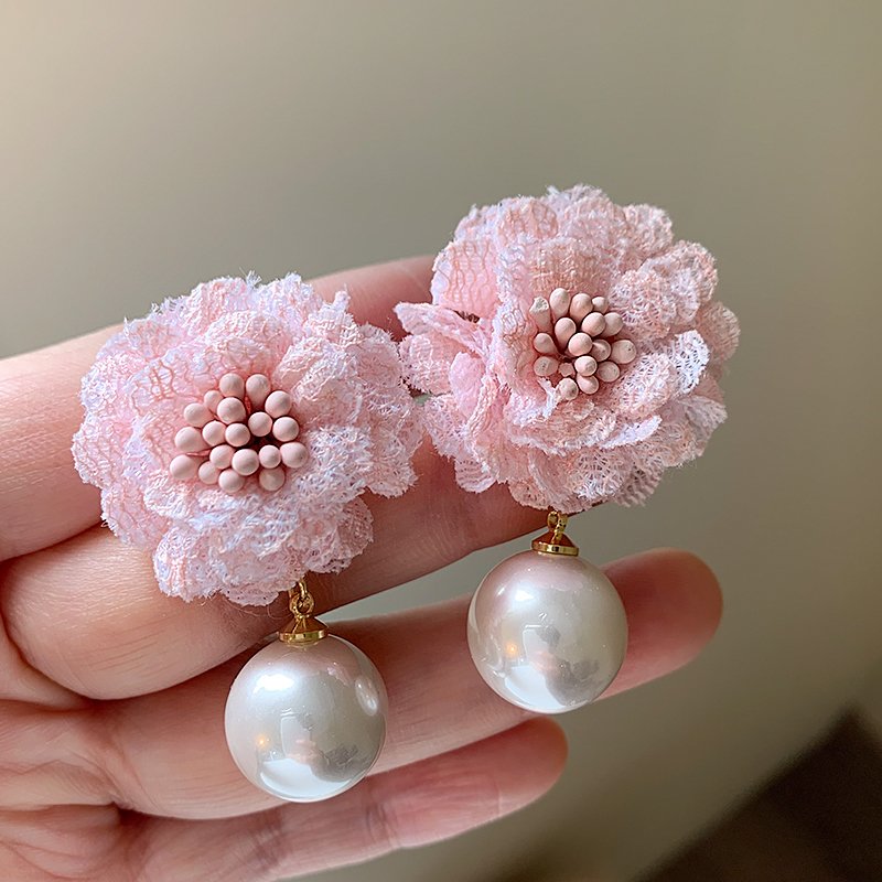 Pink flower pearl earrings for women with a high-end feel, light luxury, niche earrings, unique temperament earrings, 2024 new popular item