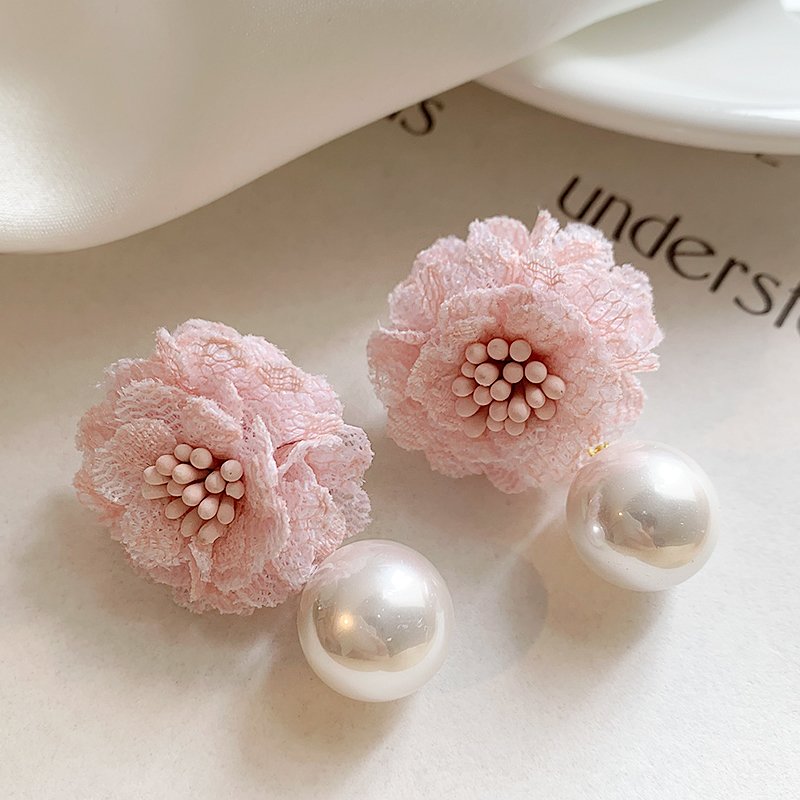 Pink flower pearl earrings for women with a high-end feel, light luxury, niche earrings, unique temperament earrings, 2024 new popular item