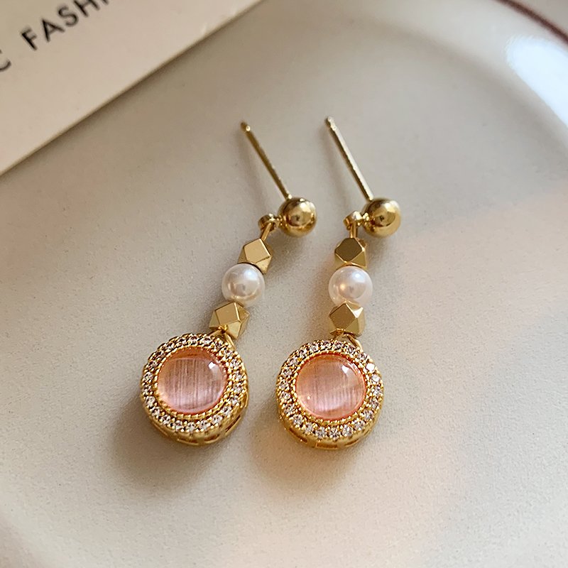 Pink tassel earrings for women, light luxury and high-end earrings, 2024 new popular item, niche and unique temperament, summer earrings