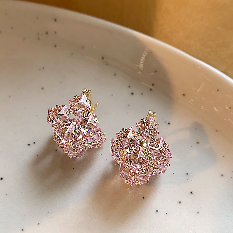 Pink zircon earrings for women, light luxury, high-end, niche temperament, earrings, 2024 new popular unique ear accessories