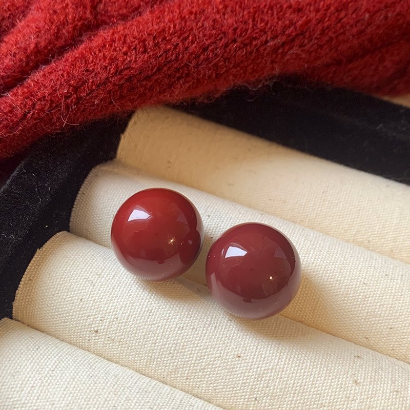 Red Bean Earrings for Women with Light Luxury and High Quality Charm, 2024 New Popular and Small denomination Earrings