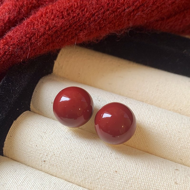 Red Bean Earrings for Women with Light Luxury and High Quality Charm, 2024 New Popular and Small denomination Earrings