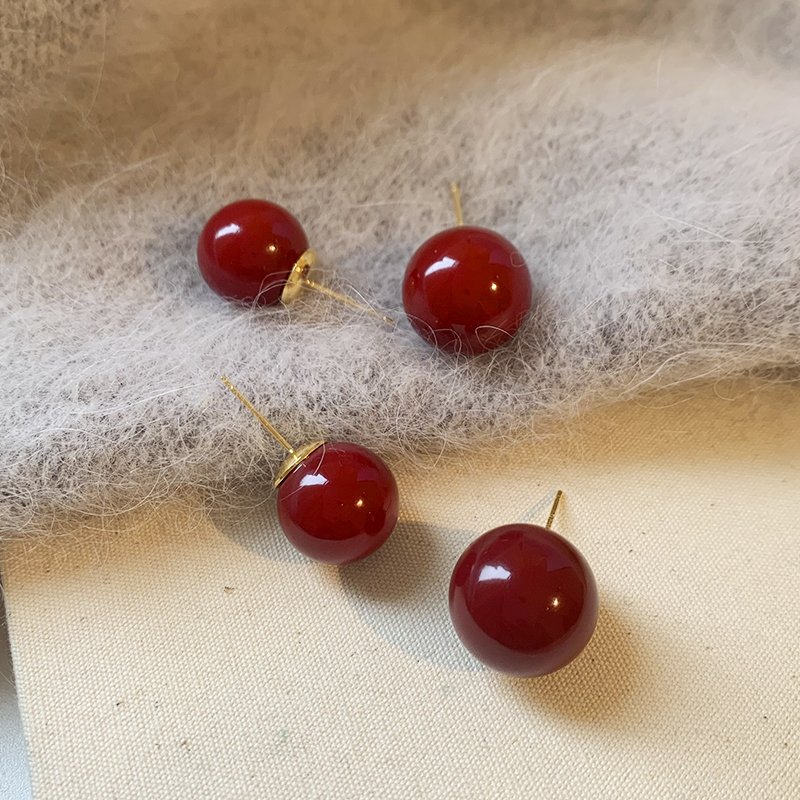 Red Bean Earrings for Women with Light Luxury and High Quality Charm, 2024 New Popular and Small denomination Earrings