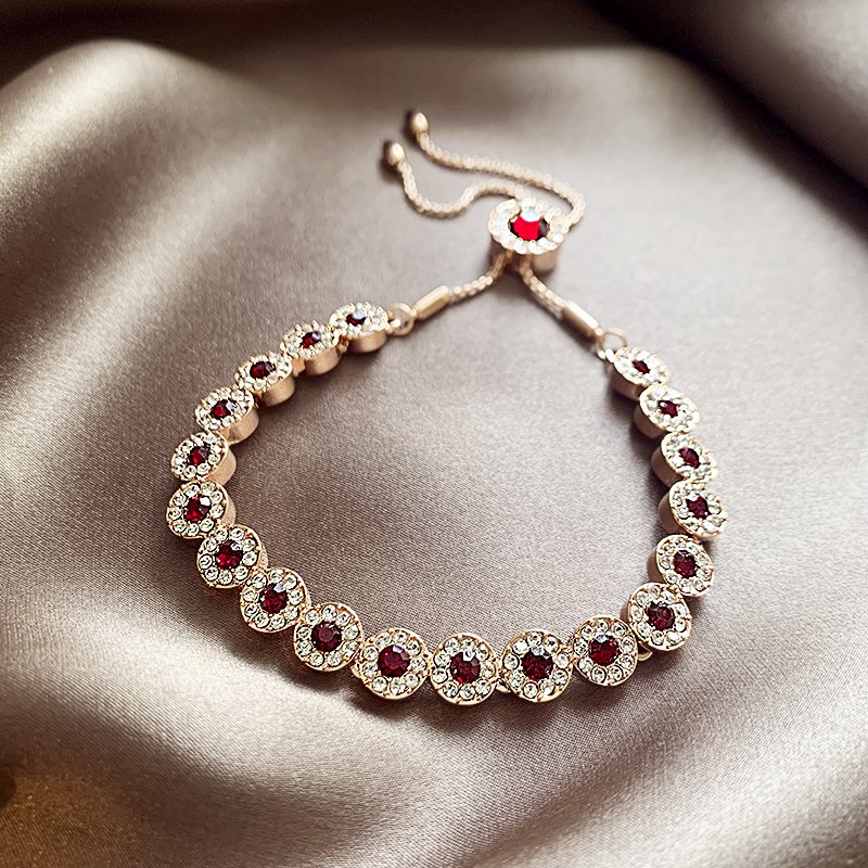 Red retro crystal bracelet for women, light luxury, niche and exquisite bracelet. 2024 new high-end girlfriend jewelry