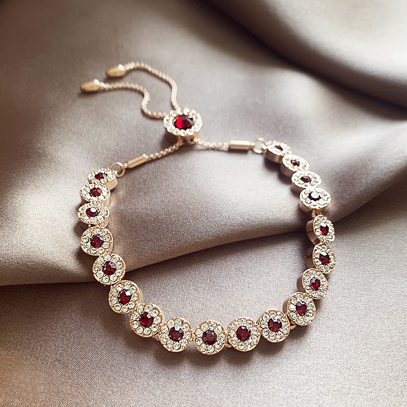 Red retro crystal bracelet for women, light luxury, niche and exquisite bracelet. 2024 new high-end girlfriend jewelry