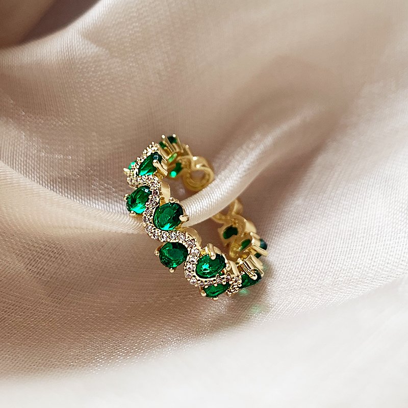 Retro emerald zircon ring with female niche design, light luxury and high-end feel, index finger ring 2024 new popular item