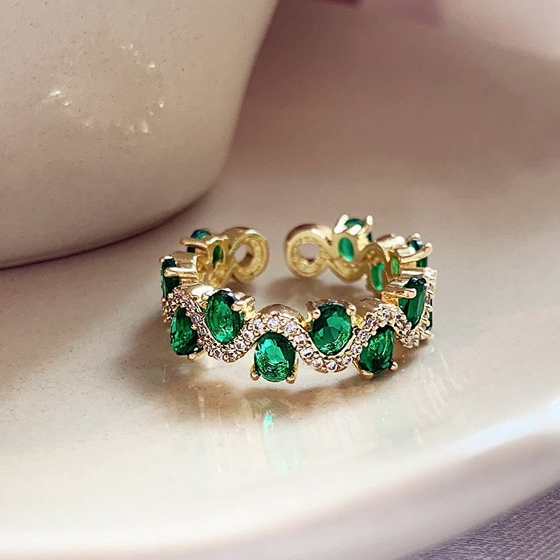 Retro emerald zircon ring with female niche design, light luxury and high-end feel, index finger ring 2024 new popular item