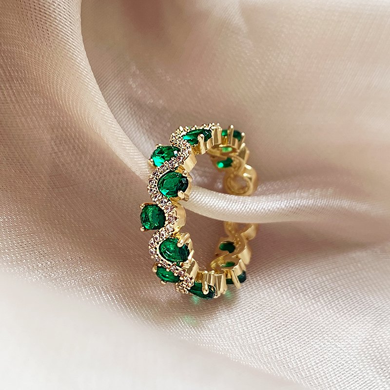 Retro emerald zircon ring with female niche design, light luxury and high-end feel, index finger ring 2024 new popular item