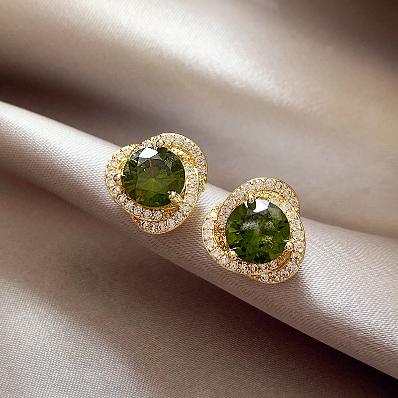 Retro olive green zircon earrings for women 2024 new popular high-end earrings light luxury niche unique ear accessories