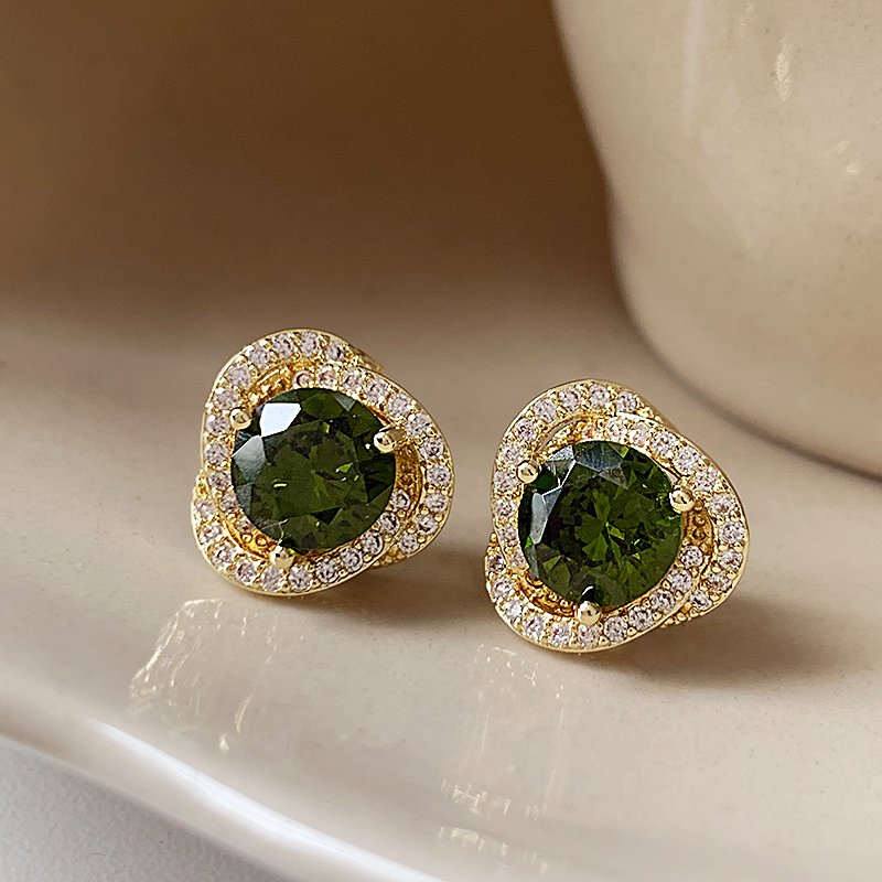 Retro olive green zircon earrings for women 2024 new popular high-end earrings light luxury niche unique ear accessories