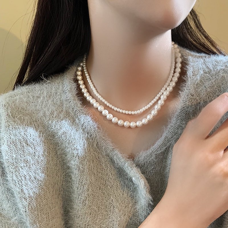 Shi Jia pearl necklace with feminine temperament, collarbone chain, light luxury, niche high-end feeling, 2024 new popular item