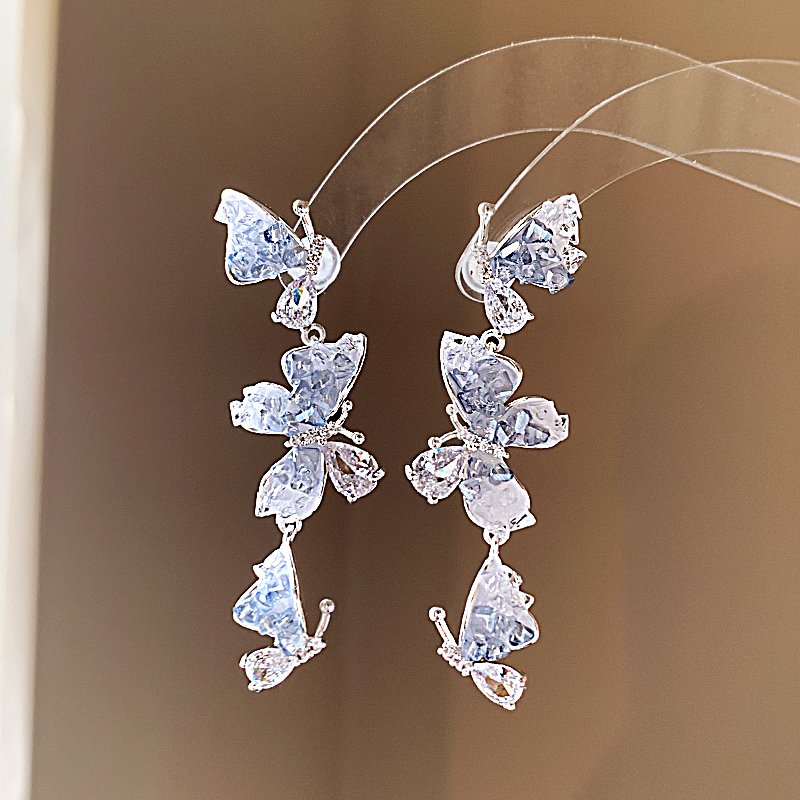 Silver winged butterfly crystal earrings 2024 new popular high-end earrings for women in summer, niche and unique earrings