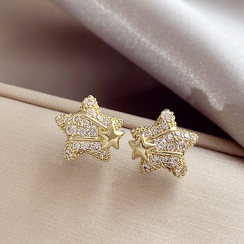 Sparkling Diamond Star Earrings for Women, Light Luxury, Small and High End, 2024 New Popular 925 Silver stud post Earrings